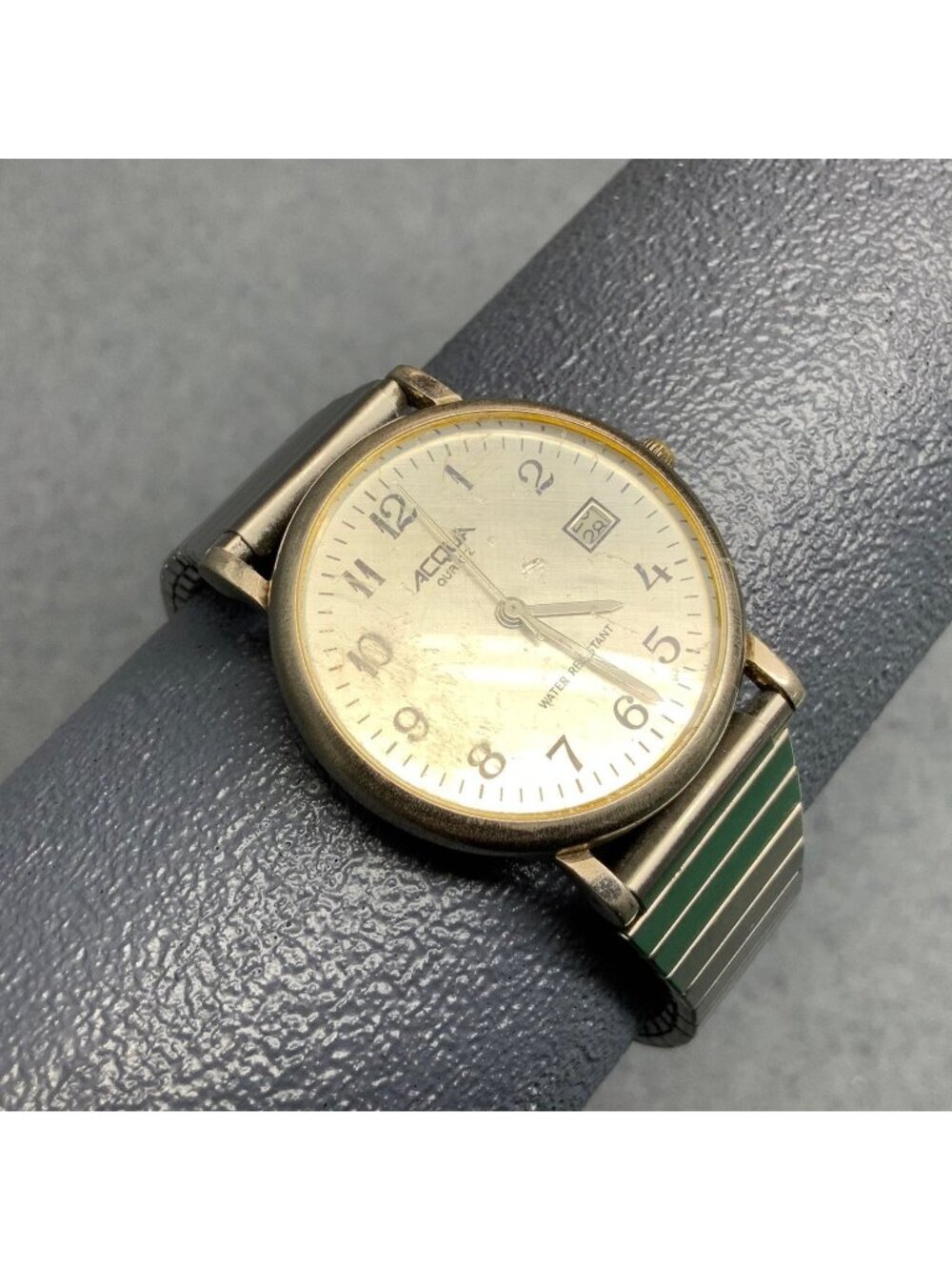 Acqua Quartz Ladies Watch Silver Stretch Band Stylish Vintage Chic
